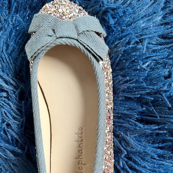 NWT Elephantito girls gold sequin shoes. - Picture 5 of 6